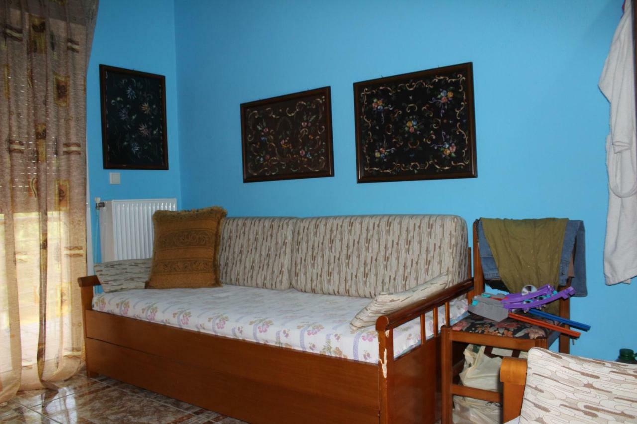 Maria'S Guesthouse 케라모티 외부 사진